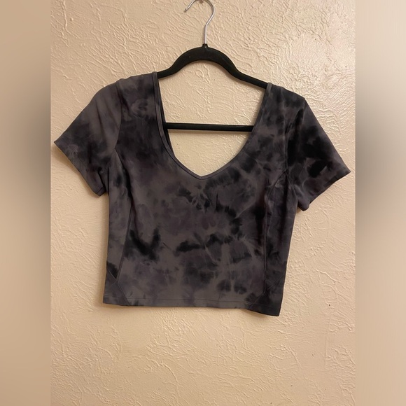 Lululemon aling top - Picture 4 of 8